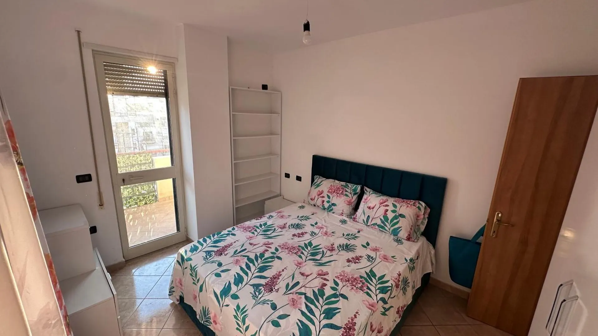 Viola Apartments 골렘 알바니아